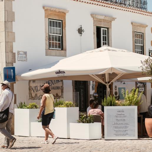 vila adentro exterior